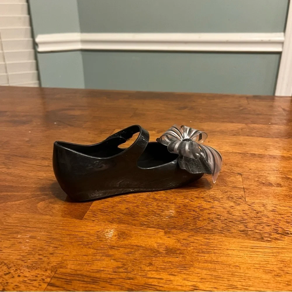 Black Bow Mini Melissa girls mary Jane shoes size 9